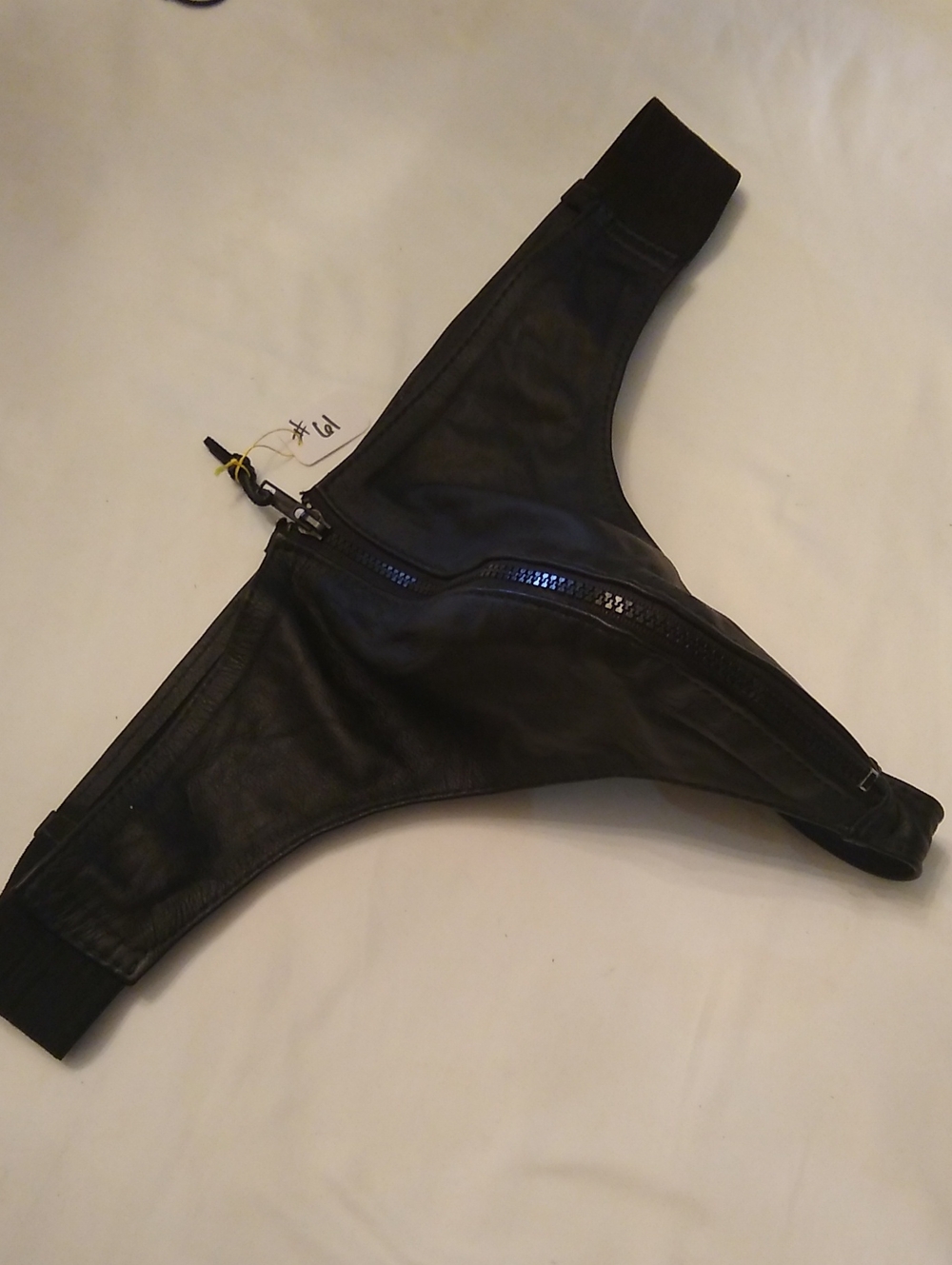 BLK Leather Tong w/ Zipper #61